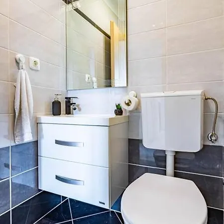 Riviera Lux Apartment *